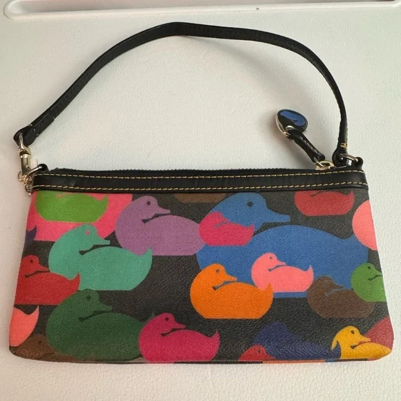 Dooney & Bourke wonder ducks wristlet - Picture 3 of 12